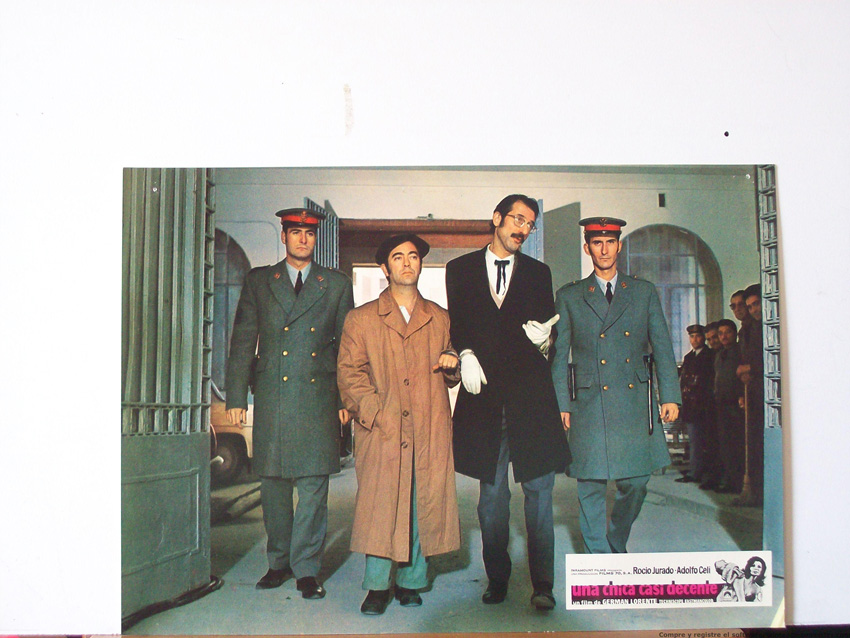 UNA CHICA CASI DECENTE