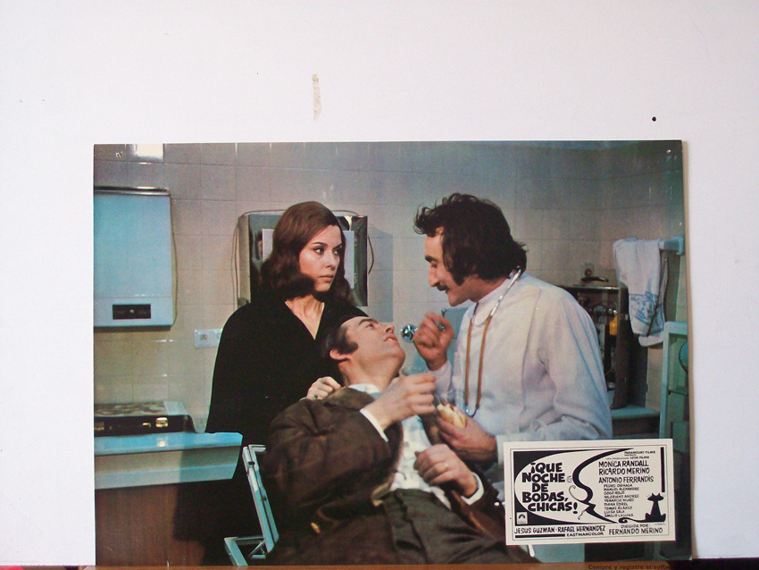 QUE NOCHE DE BODAS CHICAS