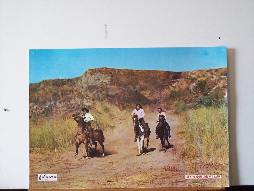 LOS VENGADORES DEL AVE MARIA