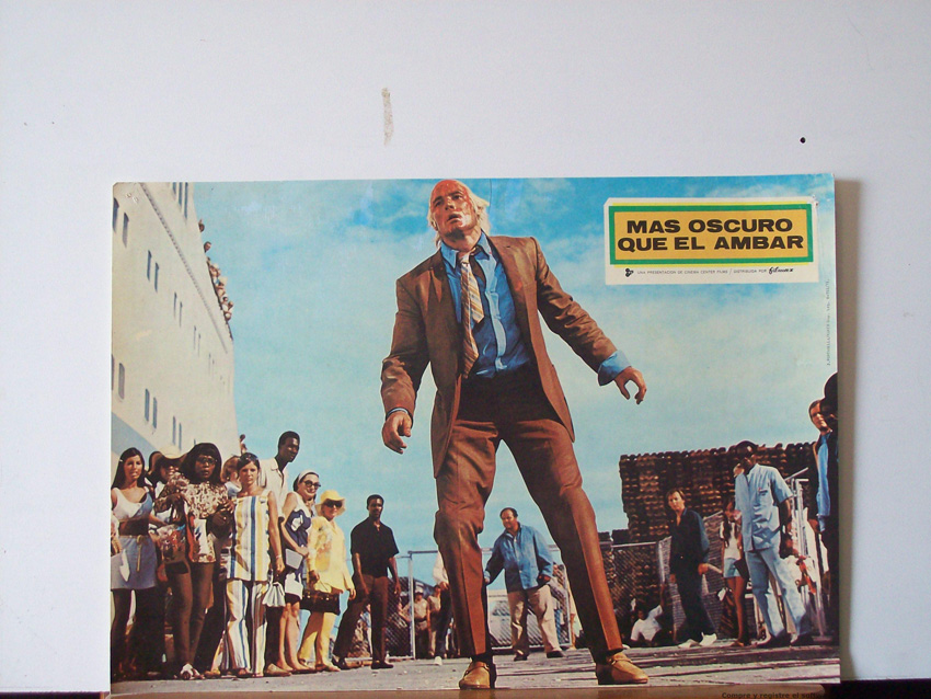 MAS OSCURO QUE EL AMBAR