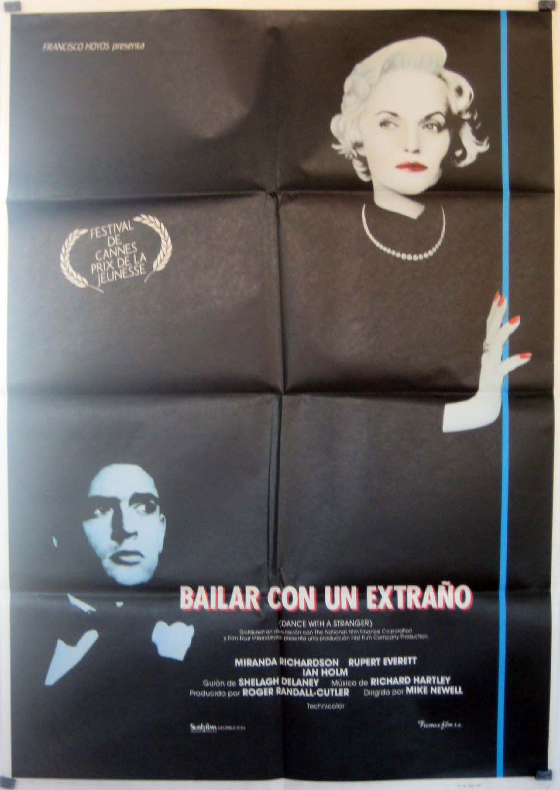 BAILAR CON UN EXTRAO