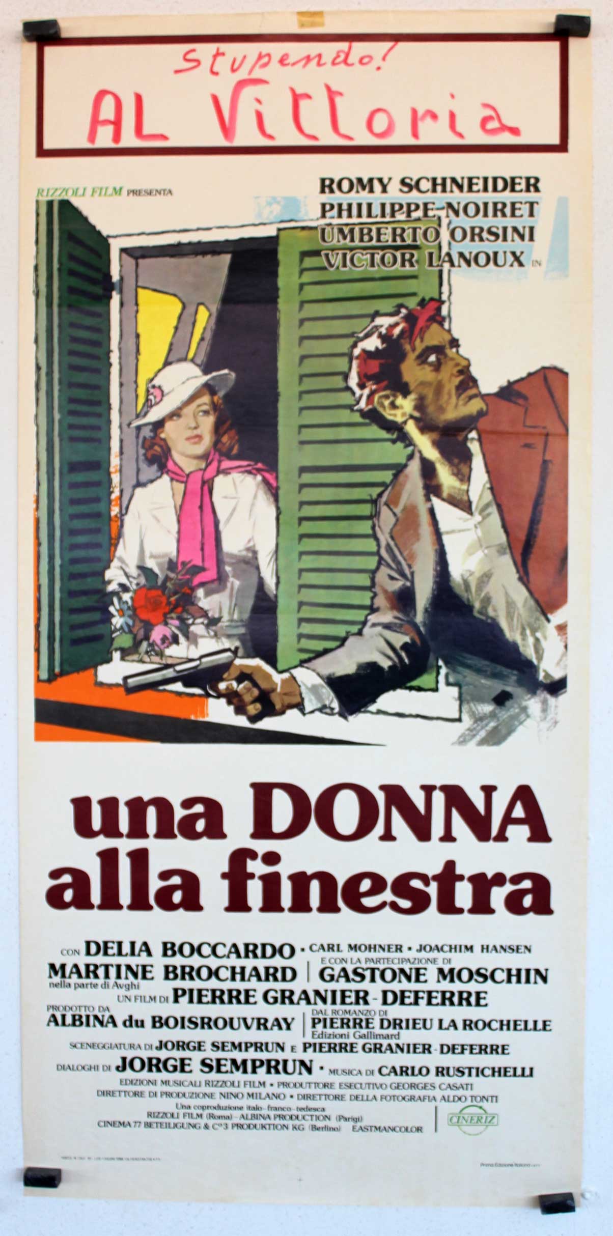 UNA DONNA ALLA FINESTRA