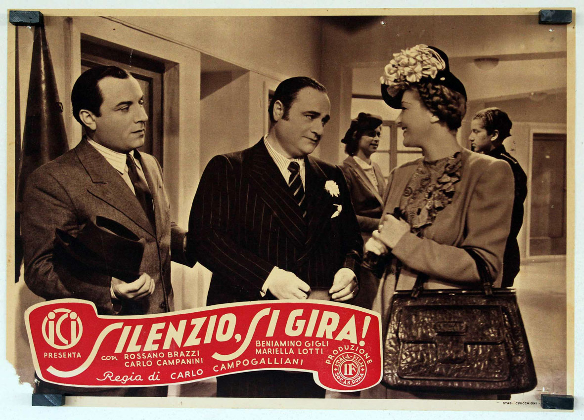 SILENZIO, SI GIRA