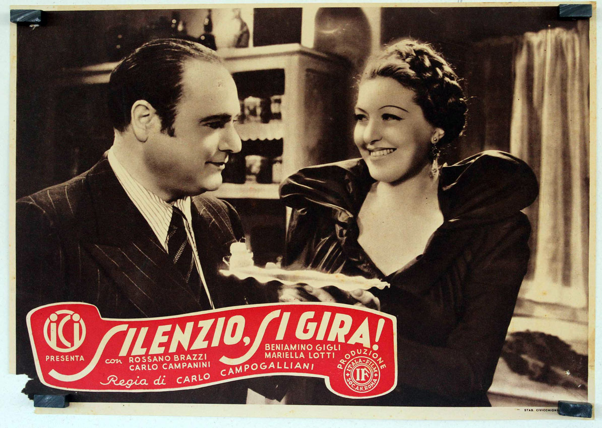 SILENZIO, SI GIRA