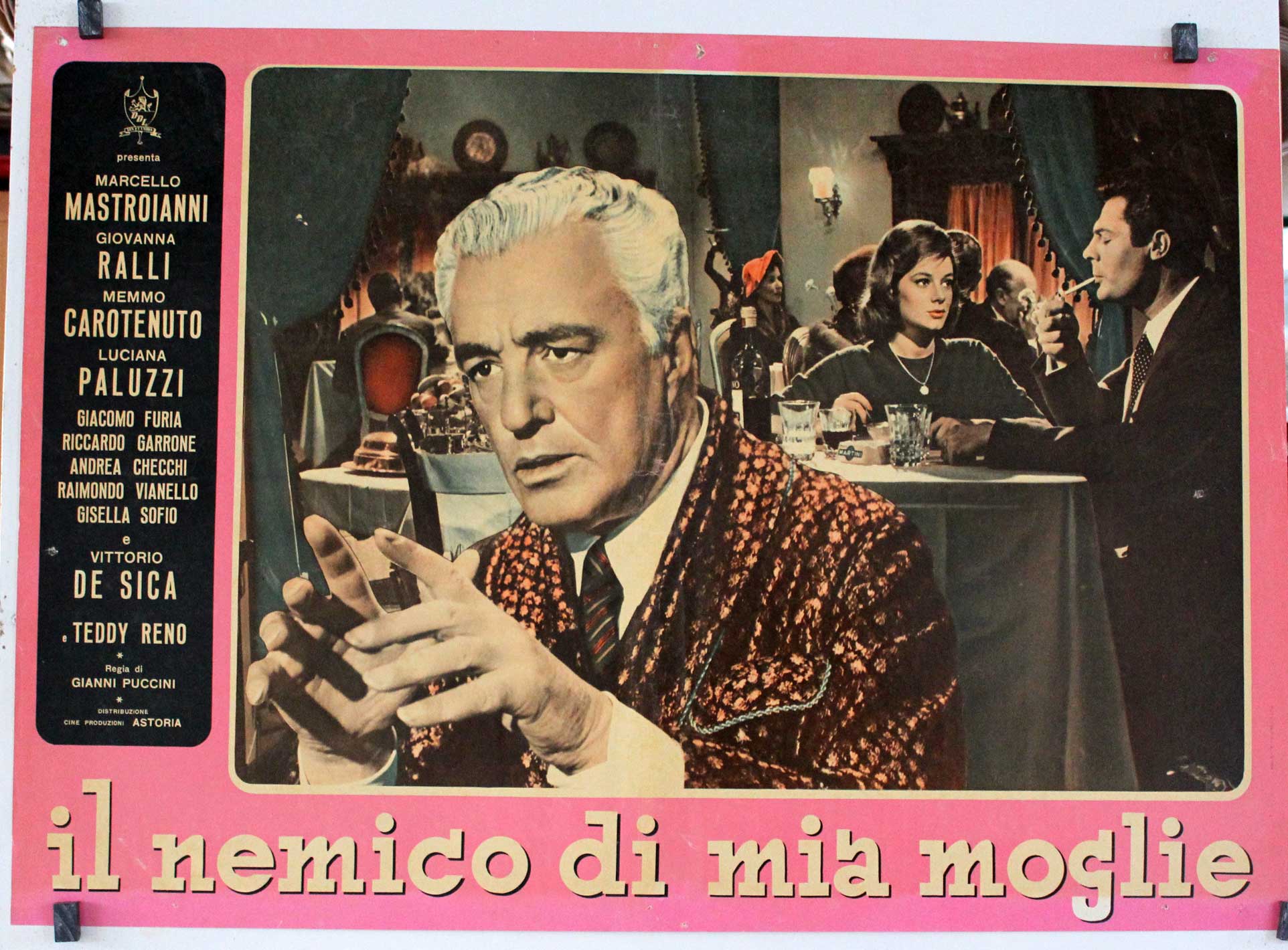 IL NEMICO DI MIA MOGLIE