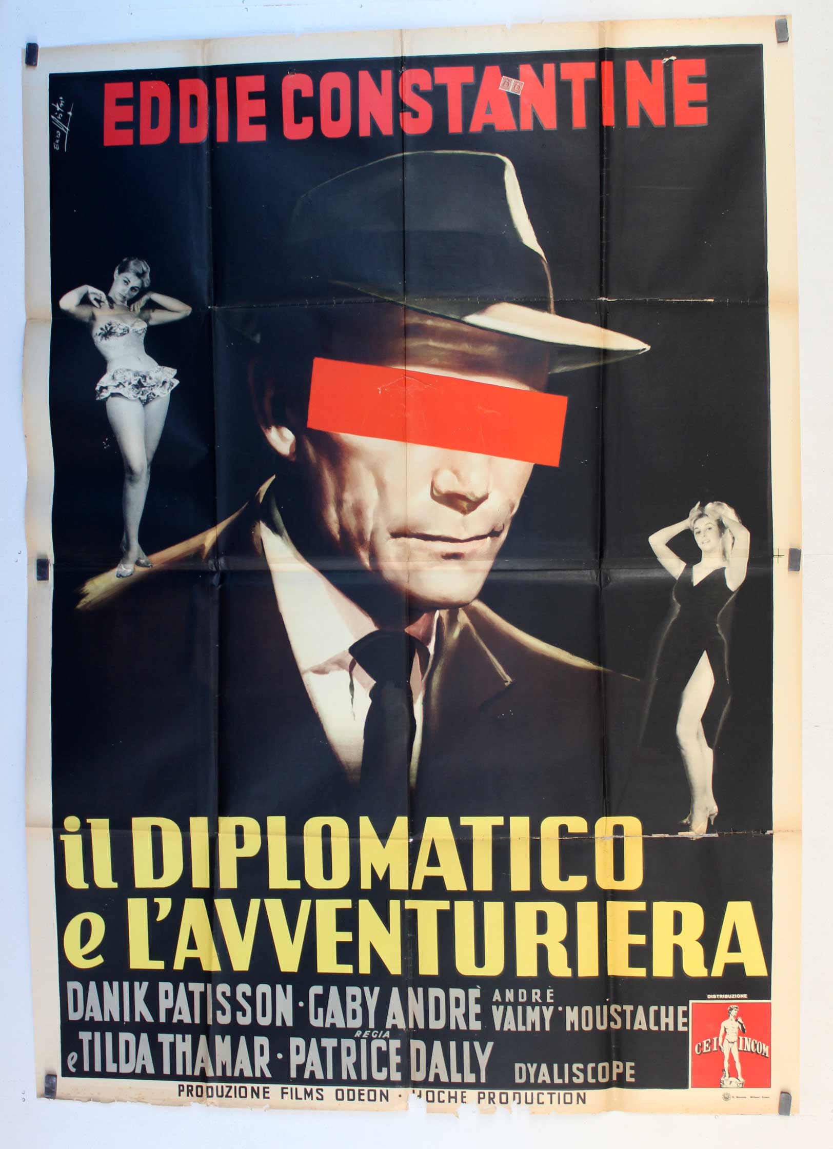 IL DIPLOMATICO E L�AVVENTURIERA
