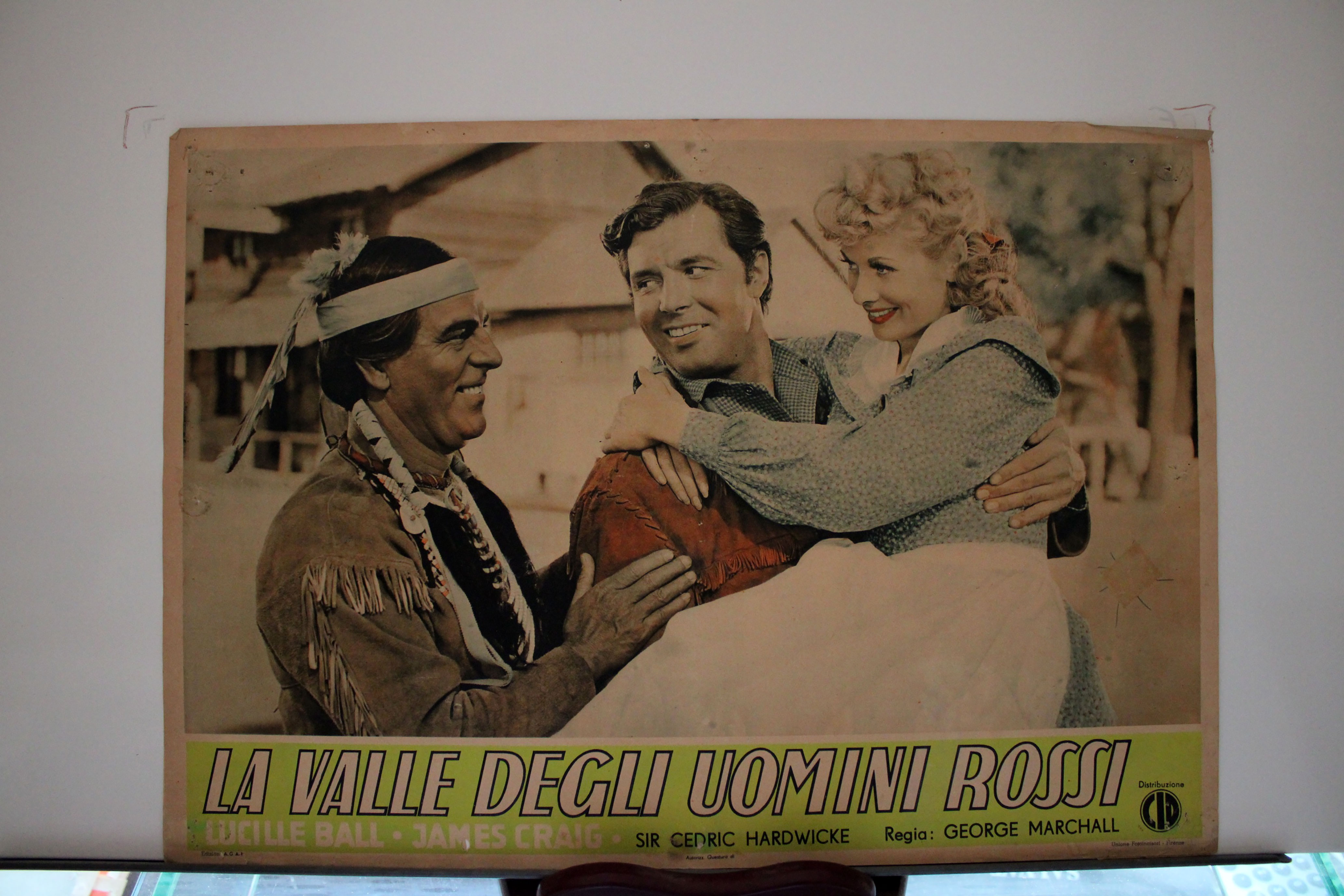 LA VALLE DEGLI UOMINI ROSSI