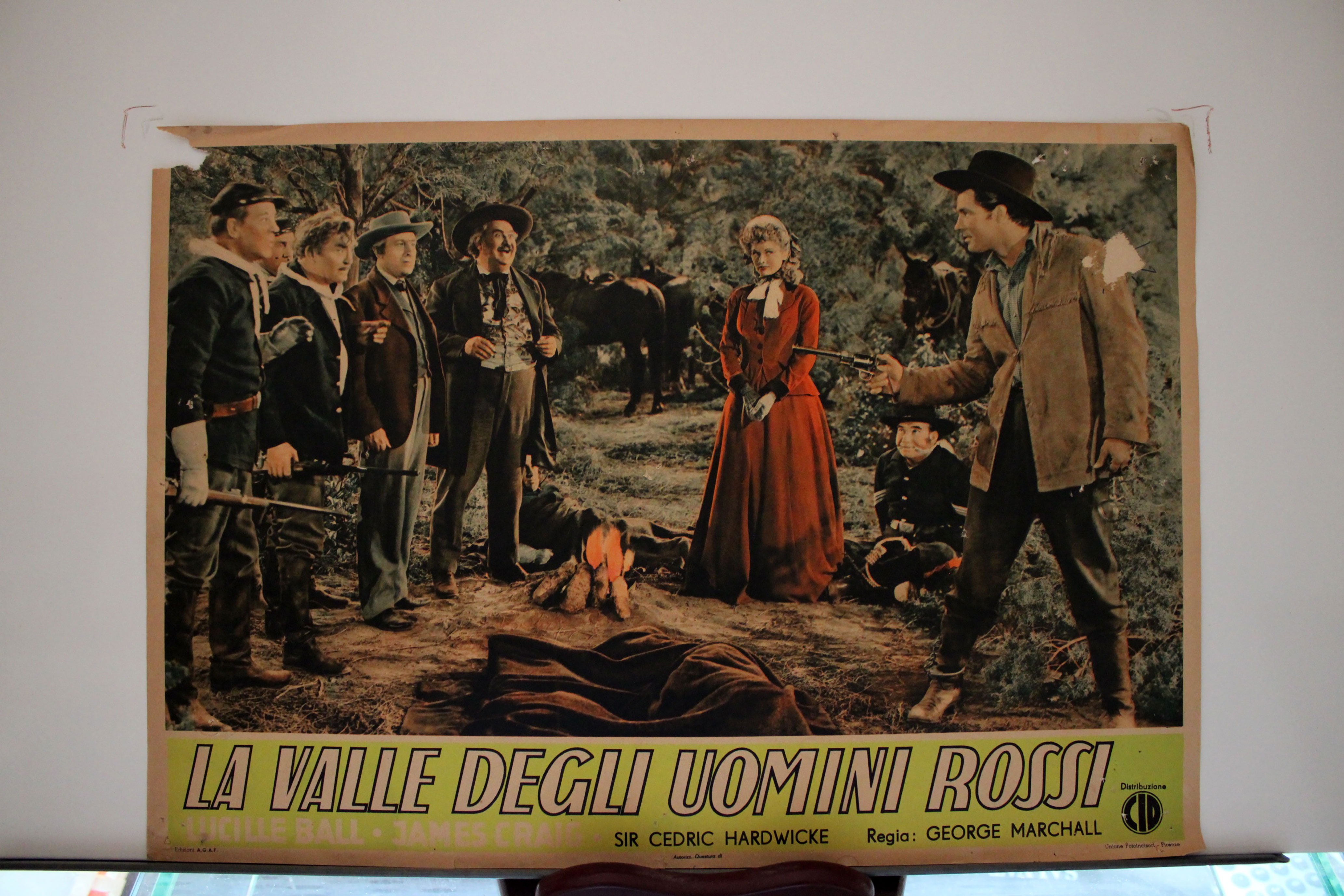 LA VALLE DEGLI UOMINI ROSSI