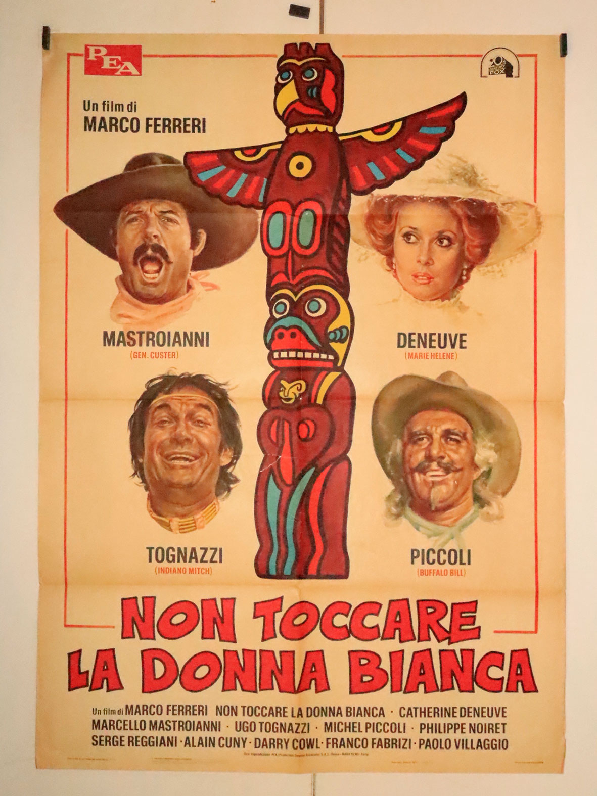 NON TOCCARE LA DONNA BIANCA