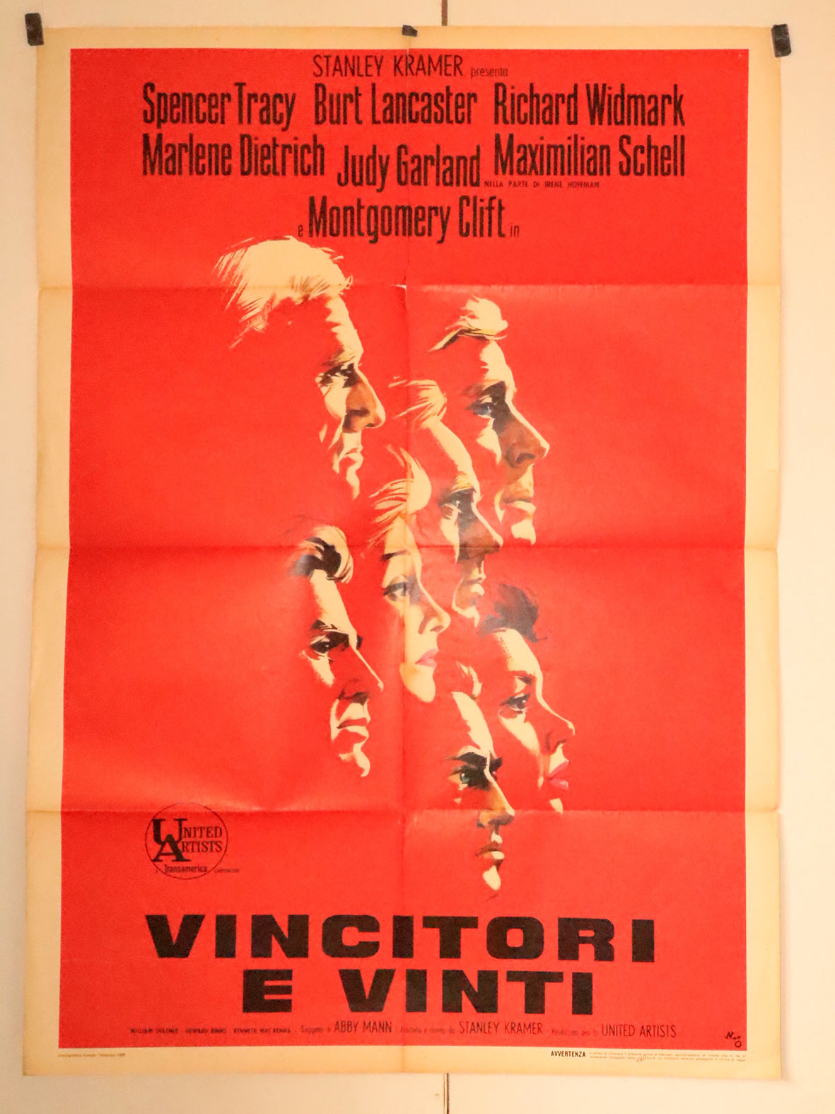 VINCITORI E VINTI