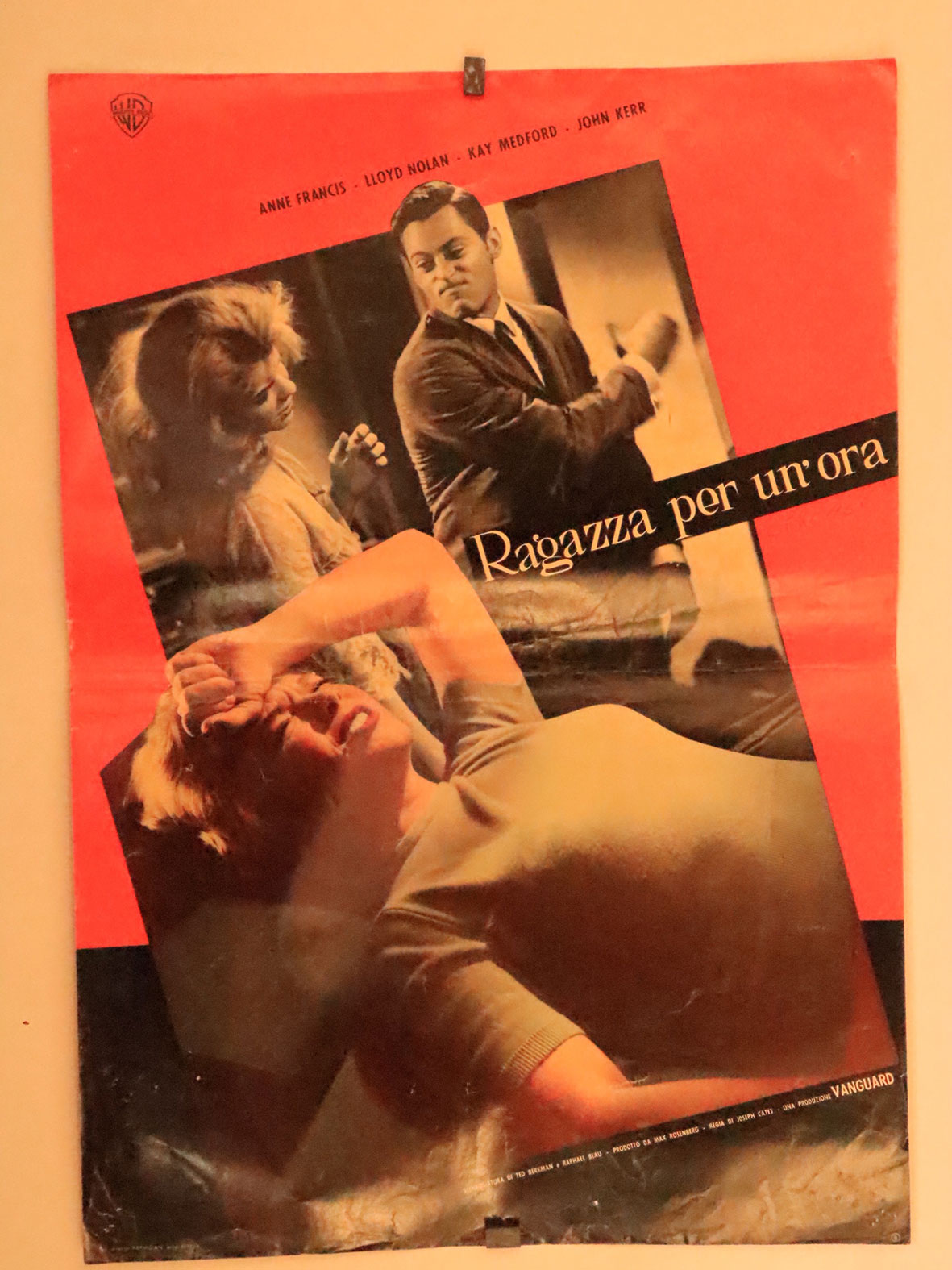 RAGAZZA PER UN�ORA