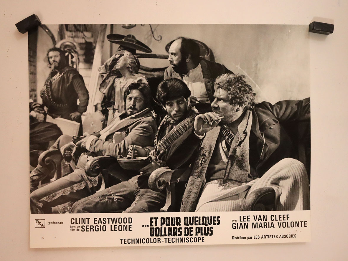 ET POUR QUELQUES DOLLARS DE PLUS