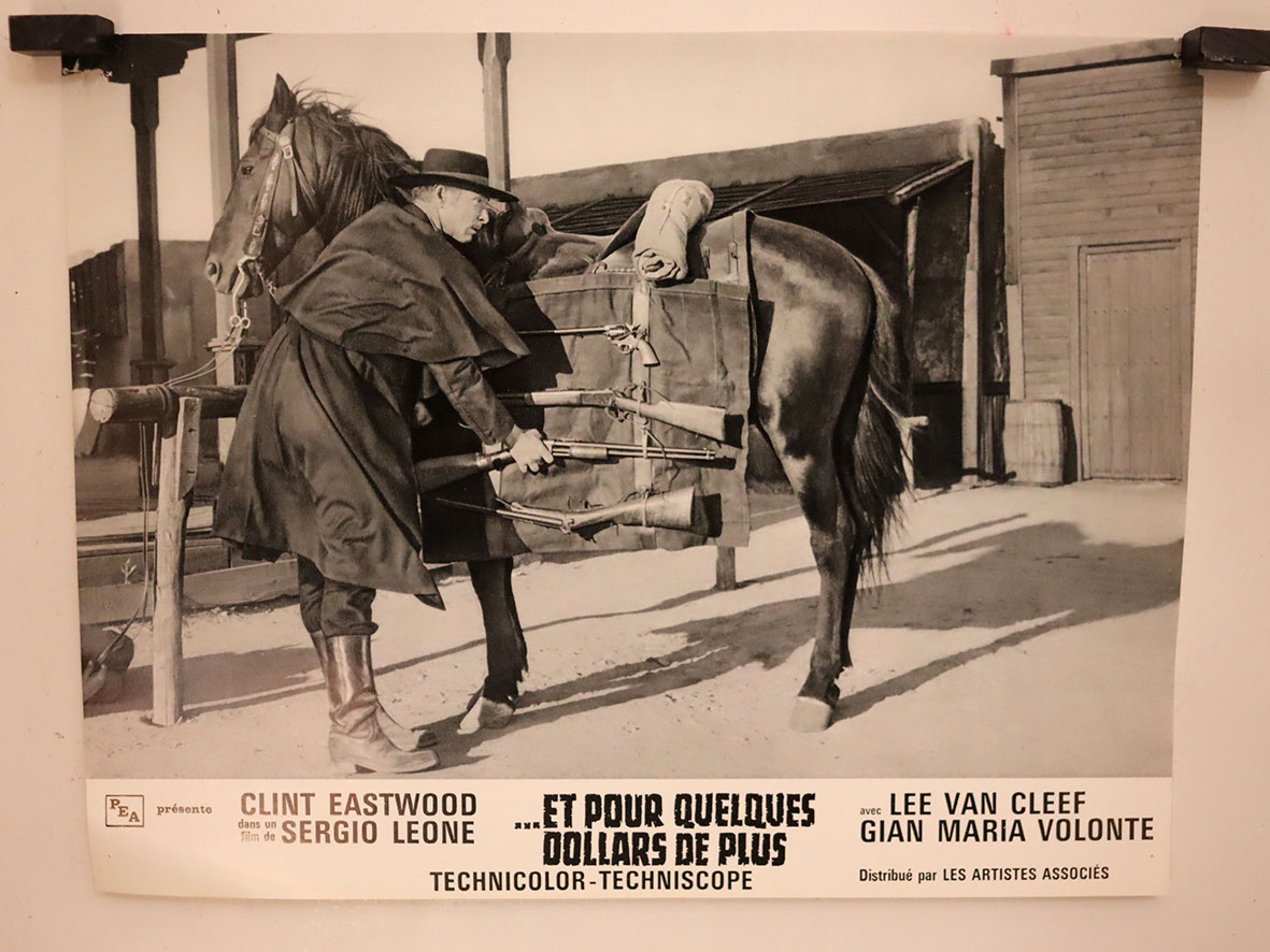 ET POUR QUELQUES DOLLARS DE PLUS