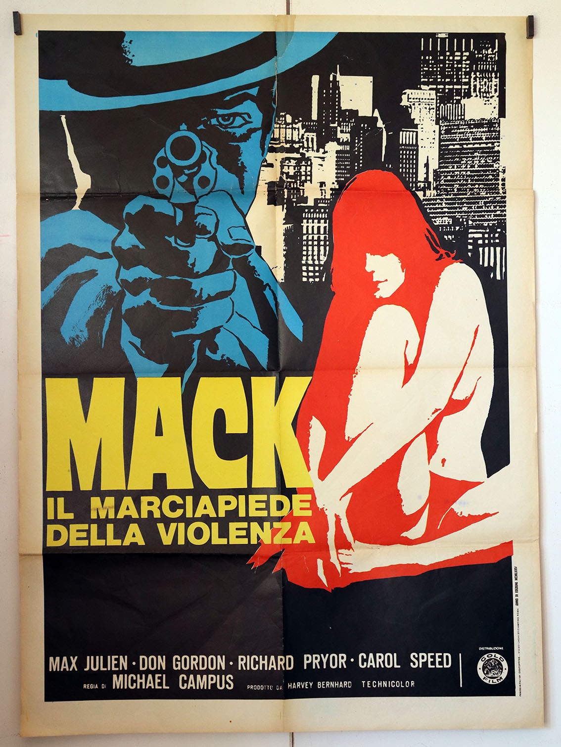 MACK IL MARCIAPIEDE DELLA VIOLENZA