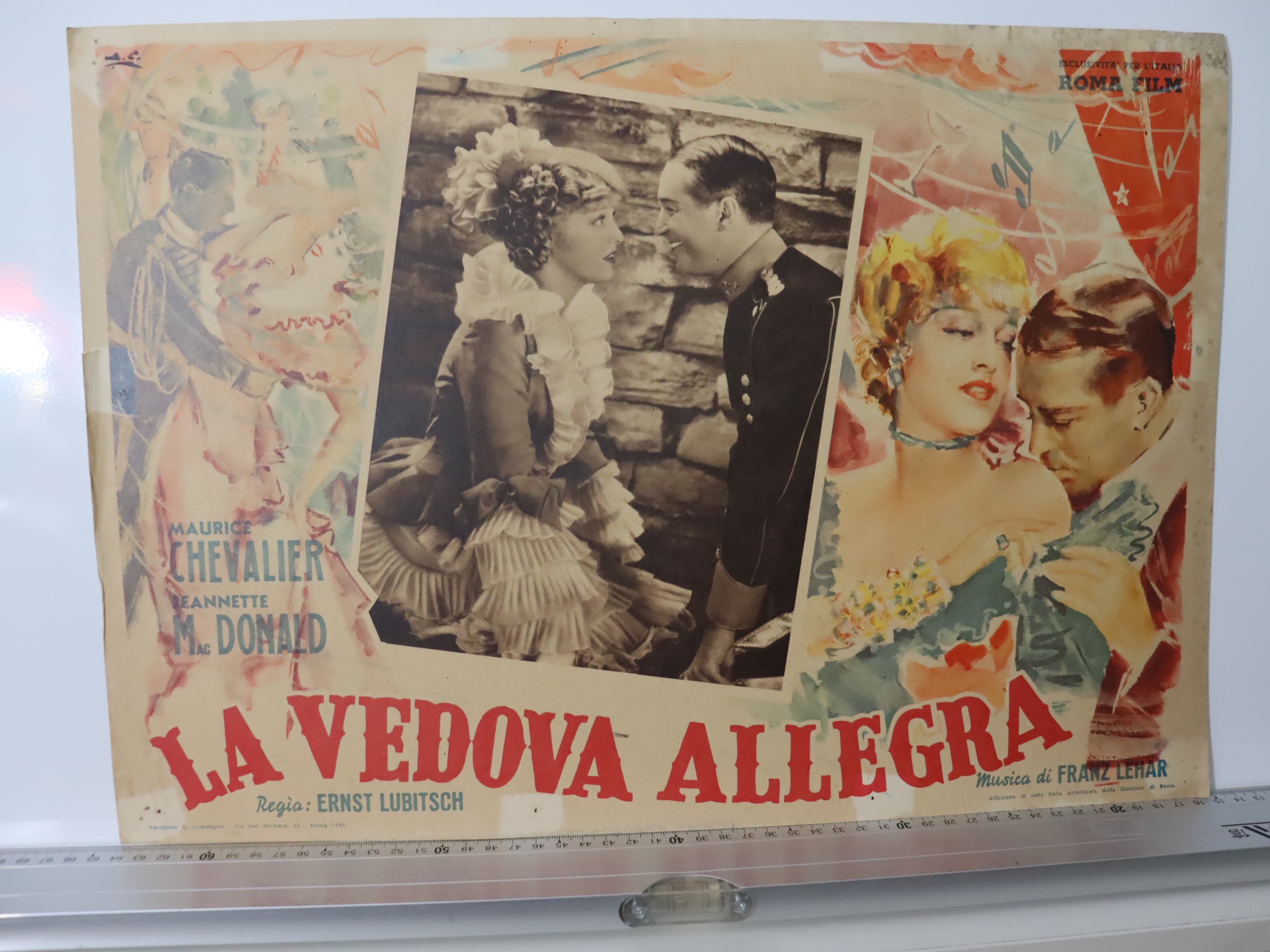 LA VEDOVA ALLEGRA