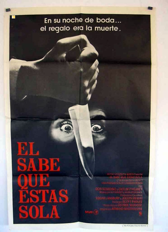 EL SABE QUE ESTAS SOLA