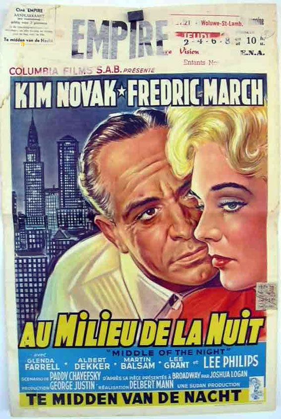 AU MILIEU DE LA NUIT