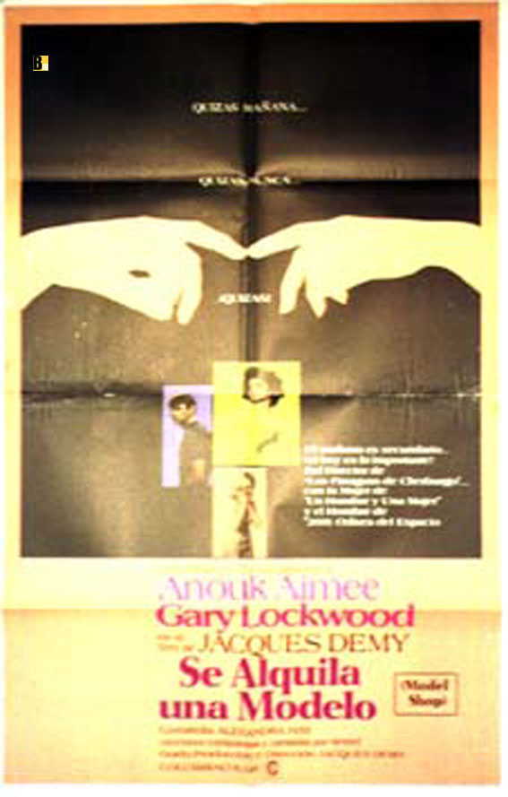 SE ALQUILA UNA MODELO
